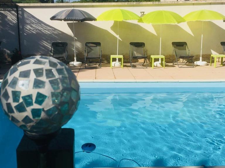 Le Clos des Gites, maisons de vacances, - B&B Châteauneuf-Val-Saint-Donat