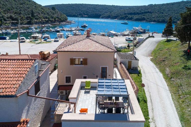 Holiday home in Krnica - Istrien 38131 - B&B Krnica