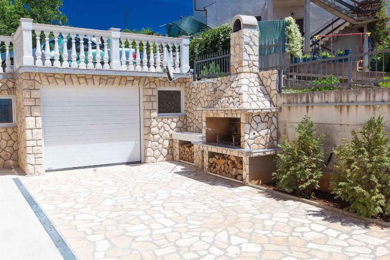 Apartments in Crikvenica 26704 - B&B Cirquenizza