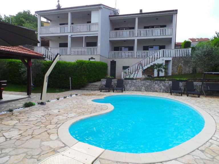 Holiday home in Malinska - Insel Krk 13031 - Chambres d'hôtes Malinska