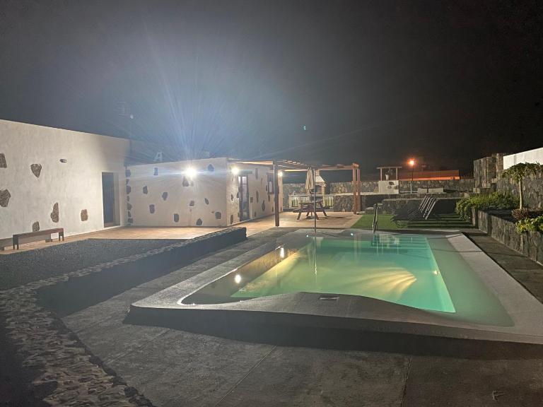 Rosa de la laguna - B&B Lajares