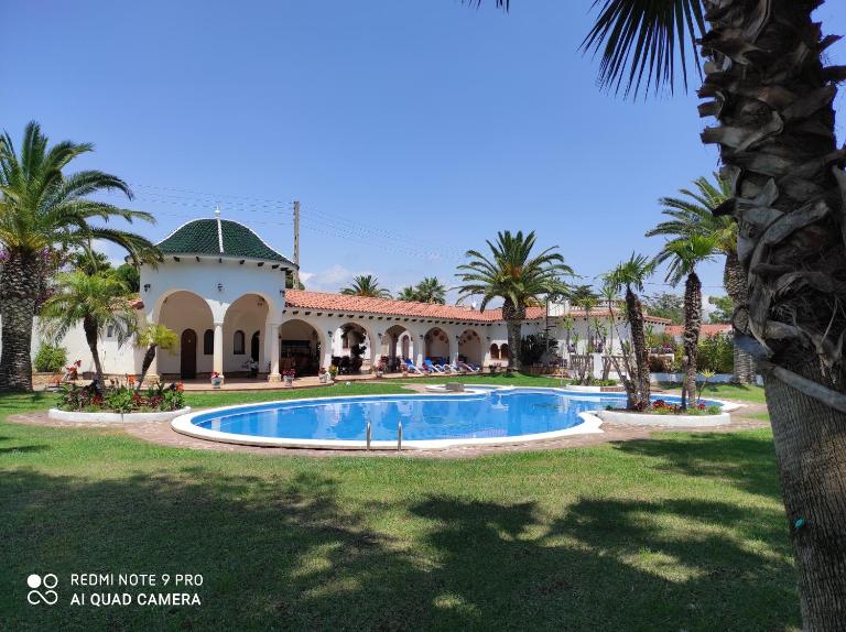 Villa Balneari Resort Casa de vacances familiar - B&B Montroig