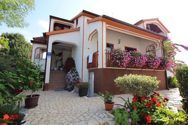 Apartment in Funtana - Istrien 12232 - B&B Funtana