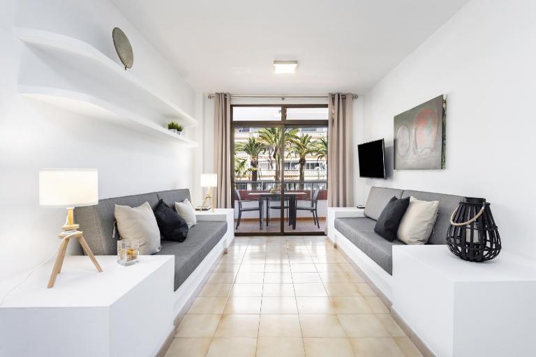 Home2Book Las Américas Comfy Apt, Pool&Terrace - B&B Arona