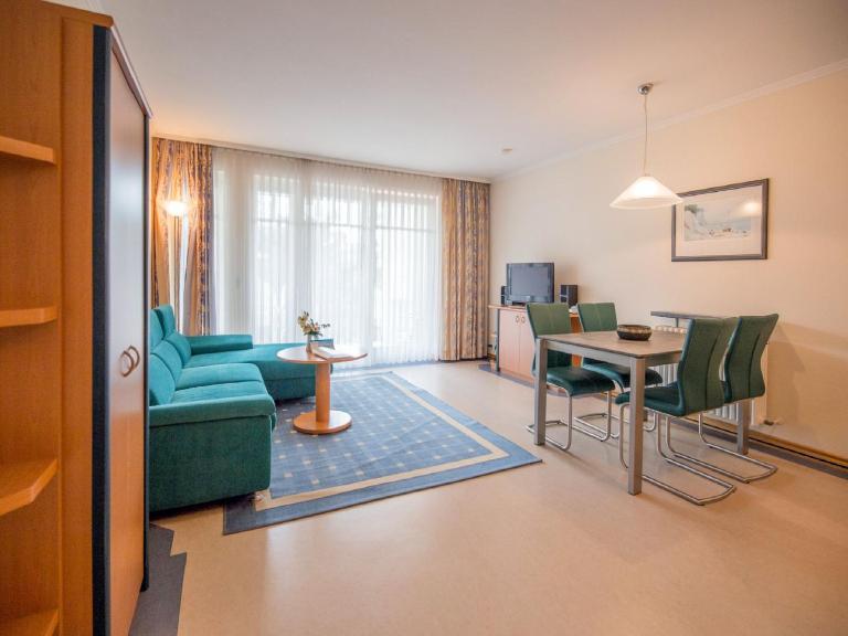 Dünenpark Binz - Komfort Ferienwohnung mit 1 Schlafzimmer und Terrasse im Erdgeschoss 127 - B&B Ostseebad Binz
