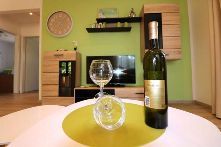 Bungalow Porec (4400-2) - Bed and Breakfast Poreč