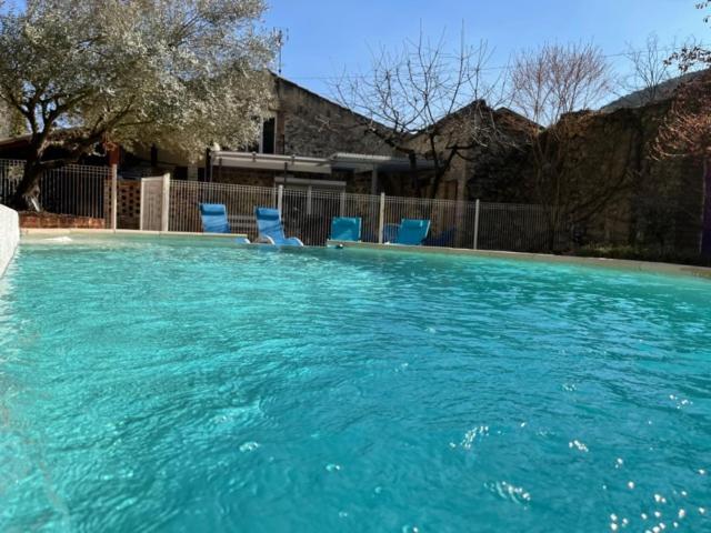 Gîte cévenol avec SPA et Piscine privatifs - B&B Saint-Martin-de-Valgalgues