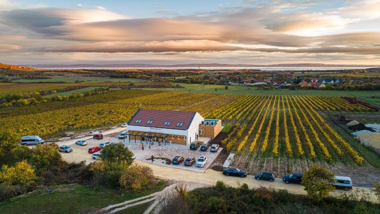 Dobosi Birtokközpont - B&B Szentantalfa