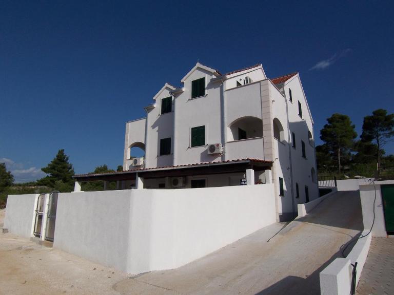 Apartments Croatia Brač - B&B San Pietro di Brazza