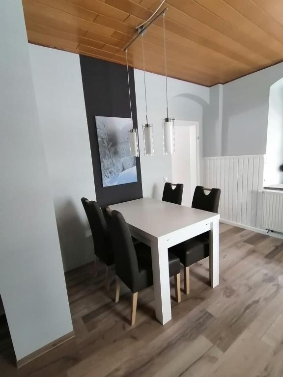 Ferienwohnung Familie Kowarik - B&B Kurort Oberwiesenthal