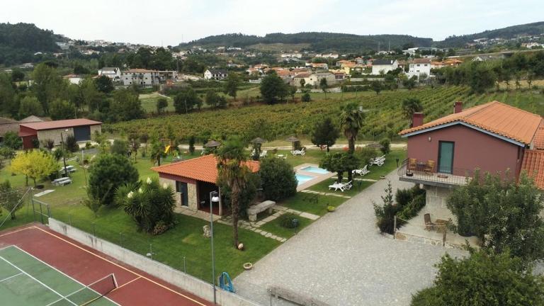 Quinta Lama de Cima - Chambres d'hôtes Fafe