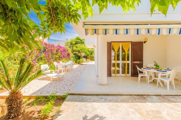 Villa Irene - Ferienwohnung Torre San Sabina