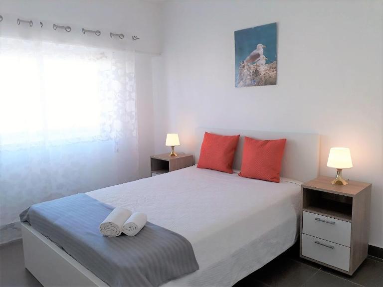 Torre 6- Vista Cidade, Aconchegante, 80mt Praia, Wifi - B&B Quarteira