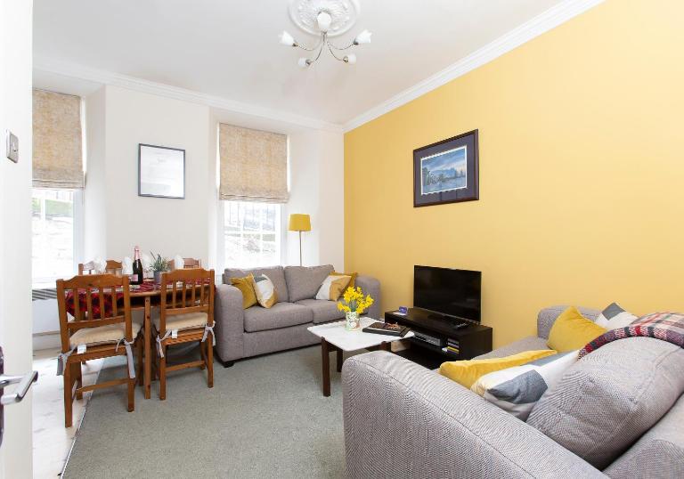 Blair St Scott apt Old Town - Ferienwohnung Edinburgh