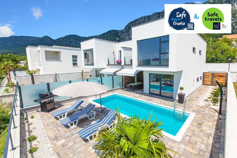 VILLAS DE SHERY 1 - Ferienwohnung Antovo