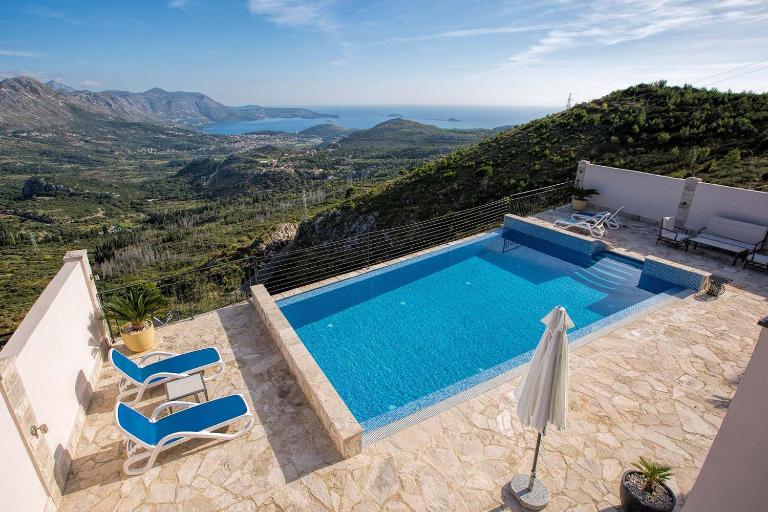 Luxury Apartment Goja with private pool and Jacuzzi near Dubrovnik - B&B Ivanica