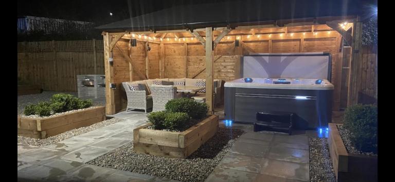 Rhos Walia,near Snowdonia,Hot tub - Ferienwohnung Caernarfon