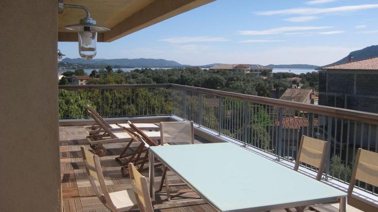 Appartement Terrasse dernier étage LES TERRASSES DE VIGNOLA - B&B Porto Vecchio
