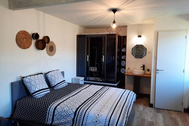Studio avec vue sur la vezere - B&B Uzerche
