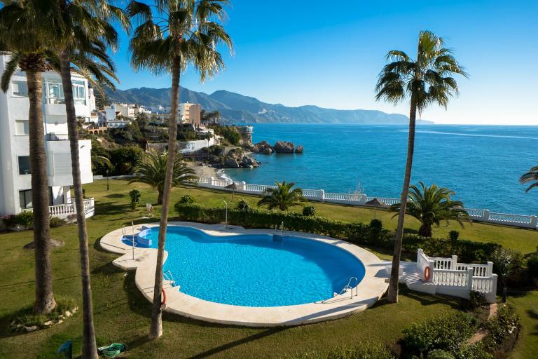 Edf. Las Palmeras 2º 40 - Chambres d'hôtes Nerja