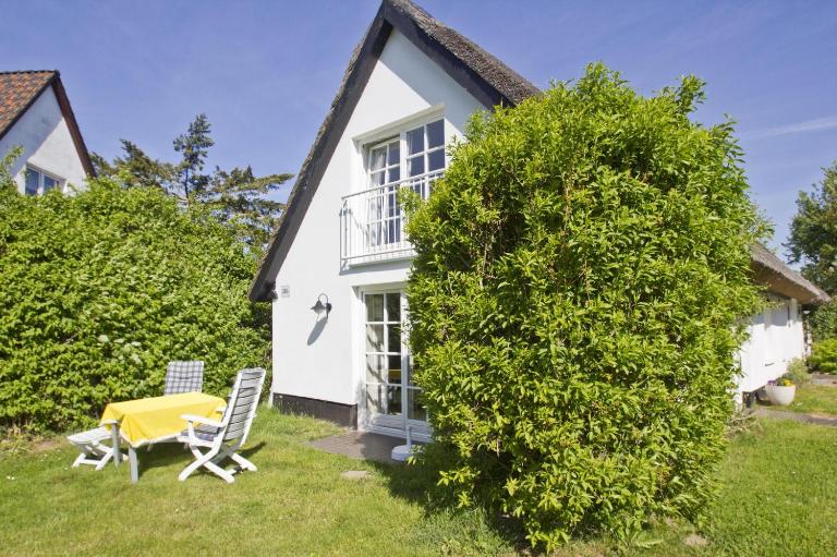 Gutshof Ostseeblick Ferienwohnung 01 - B&B Neuendorf