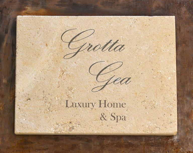 Grotta Gea Luxury Home con Piscina & Spa - B&B Matera