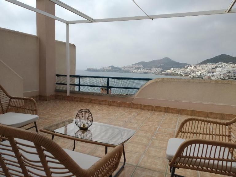 Apartamentos El Puerto - B&B San José
