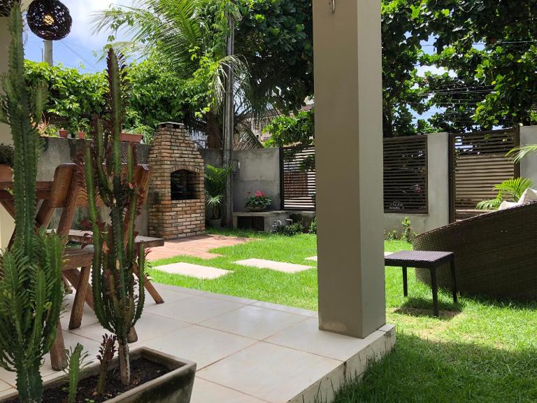 Casa Laranja Home Stay - Bed and Breakfast Porto de Galinhas