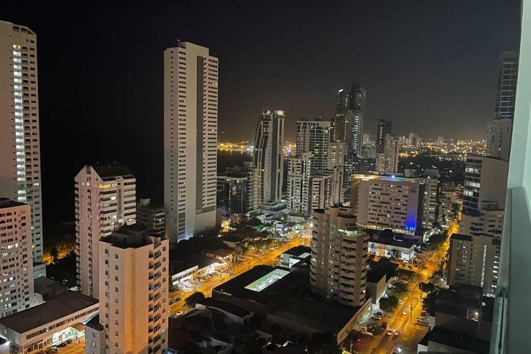 Infinitum Bocagrande-Piso 26-Apartamento Nuevo - B&B Cartagena de Indias