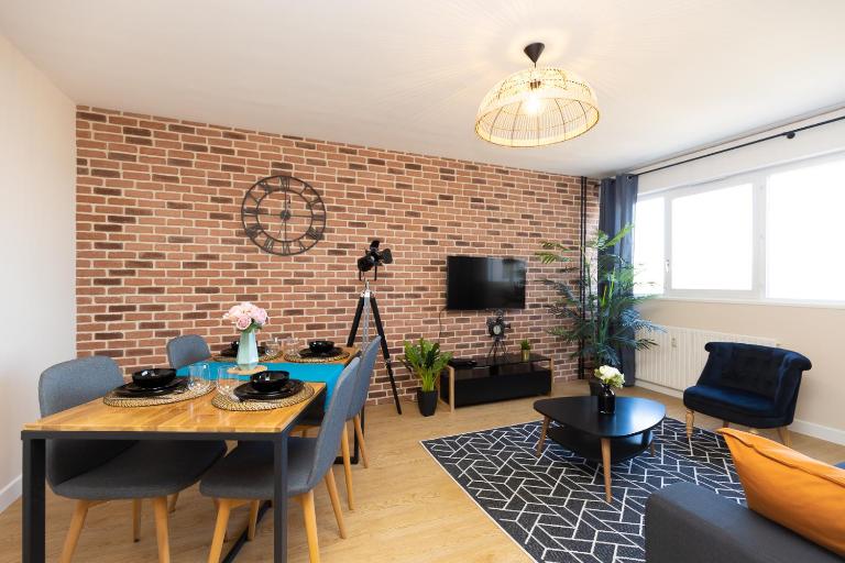 Le petit Manhattan - Appartement privé de 45 m2 - 2 à 4 personnes - Parking privé - B&B Metz