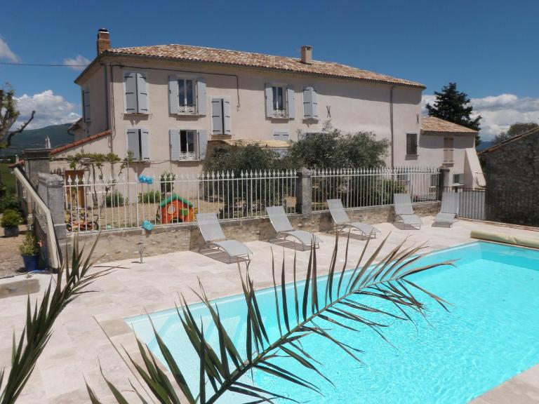Maison d'hôtes Le Jas Vieux - B&B Montfort
