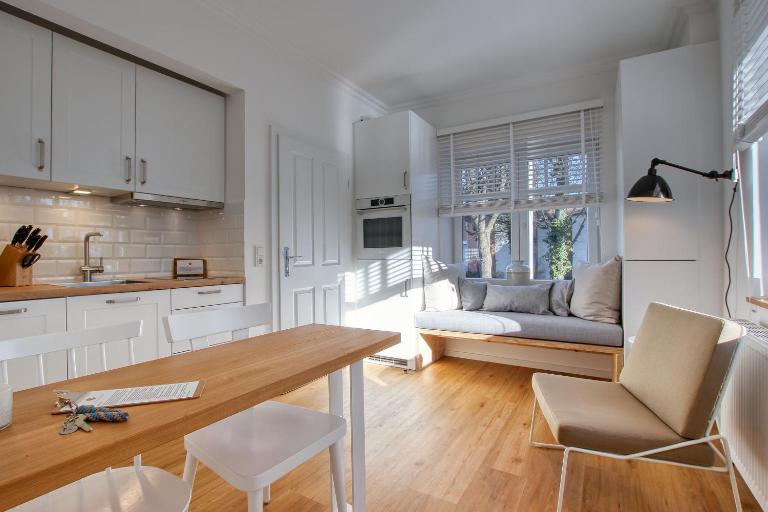 Landhaus am Ufer, Wohnung 1 - Chambres d'hôtes Heiligenhafen
