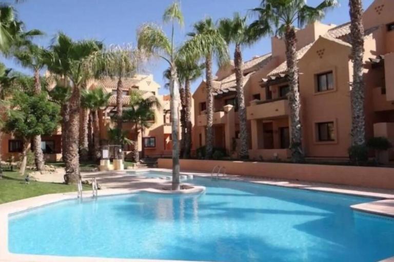 Lovely and luxury apartament in front of the beach - B&B Los Alcázares