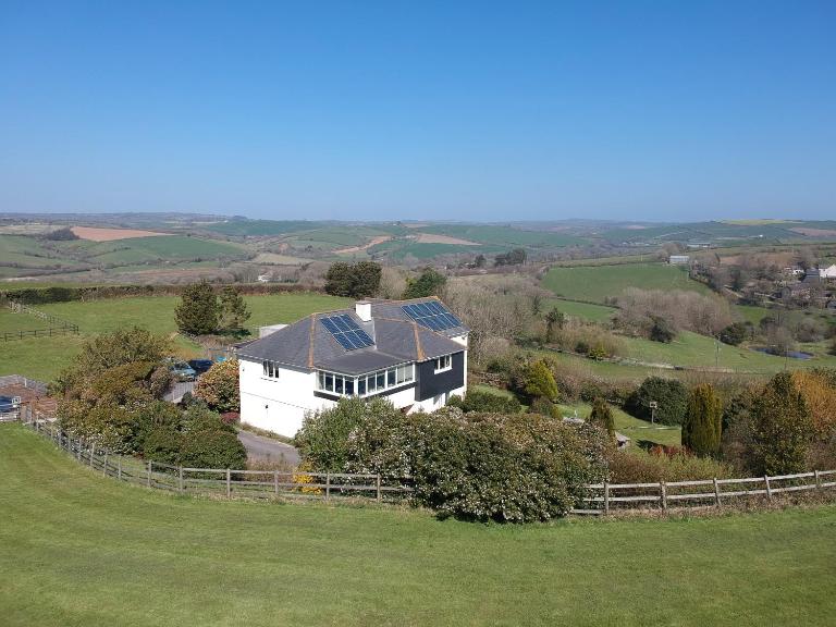 Merrifield House Devon - Private Bathroom, Share Kitchen & Great Views - B&B Kingsbridge