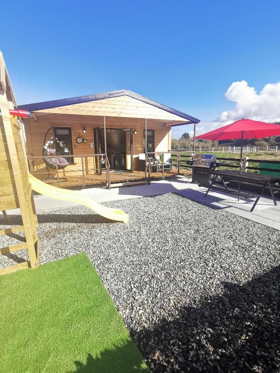 The Lodge Mountain View Log Cabin , Attymass Ballina - B&B Boyhollagh