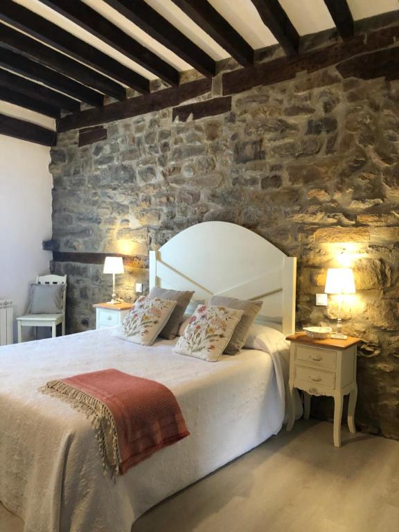 Apartamentos Villa Solana , casco histórico - B&B Potes