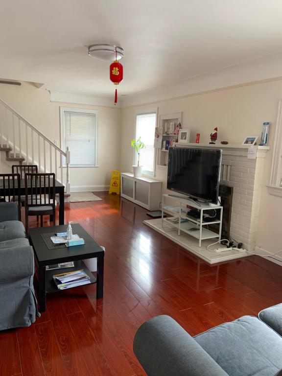 NYZLH长岛Hofstra Universit民宿 - B&B Hempstead