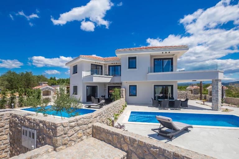 Villa ELA - Town Krk - Chambres d'hôtes Krk