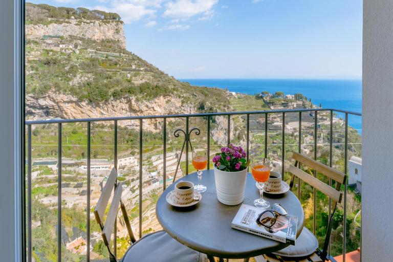 Charming House - Ferienwohnung Amalfi