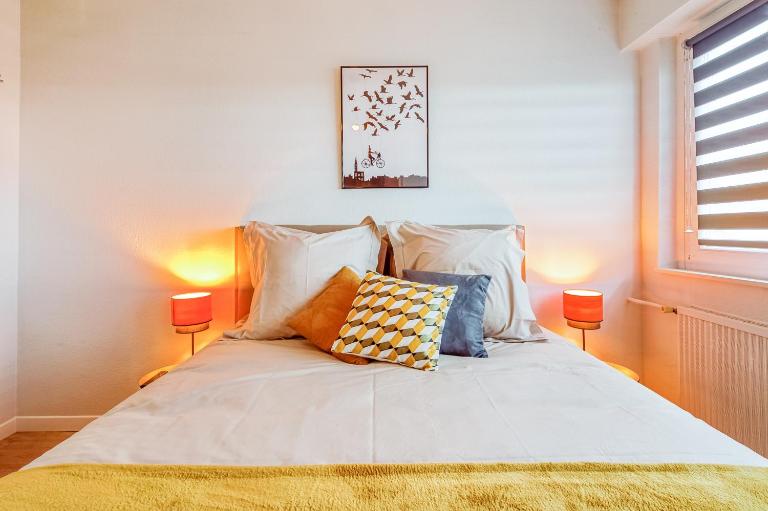 AlsaceTime, CENTRE Parking gratuit, TRAM WIFI, Fibre Orange, espace de travail - Chambres d'hôtes Strasbourg