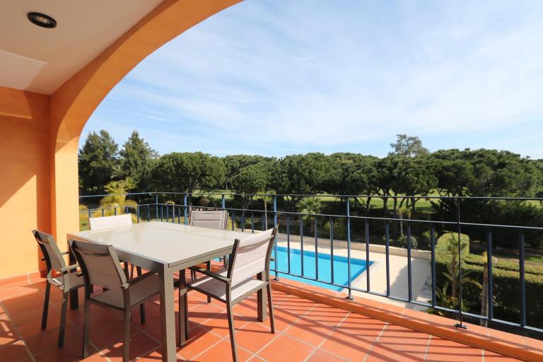 AL - Apartamento Vila Sol F5 T - Chambres d'hôtes Quarteira