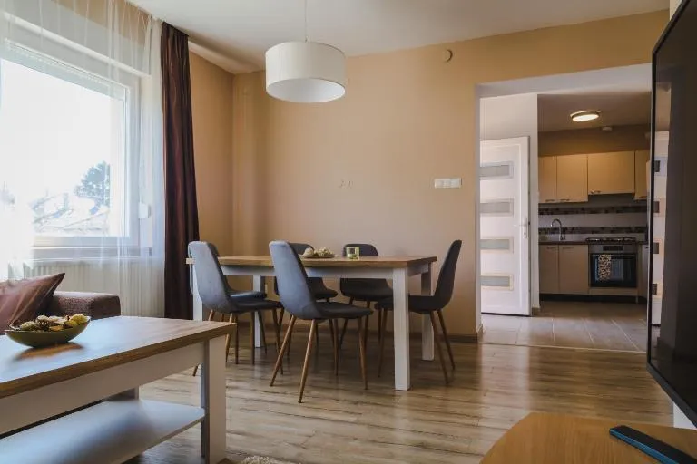 Németh Apartman - B&B Keszthely