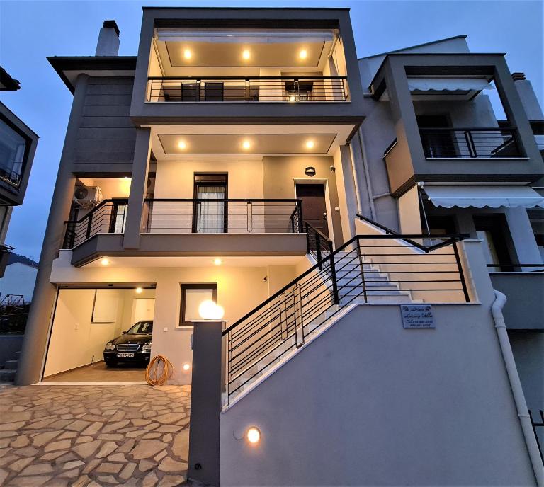 Lirtzis Luxury Villa - B&B Polígiros