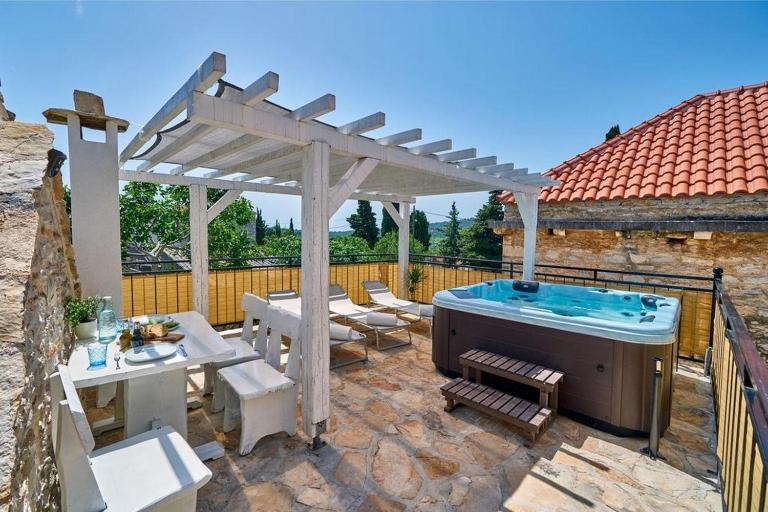 Villa Fortuna - Bed and Breakfast Srednje Selo na Šolti