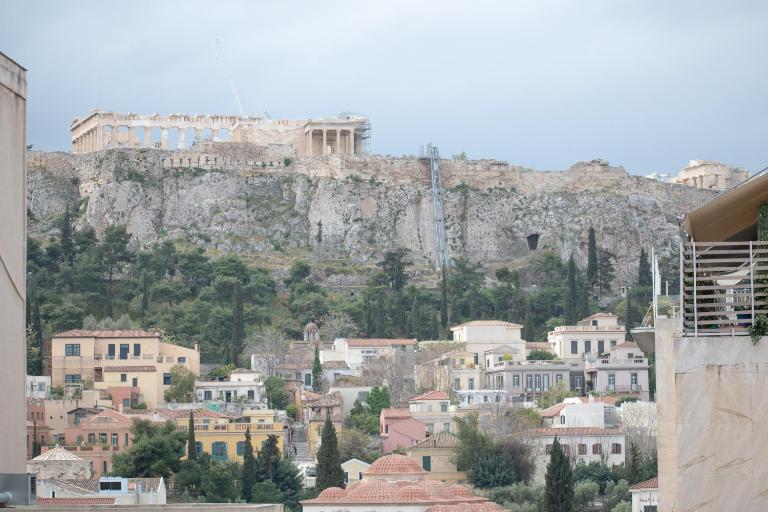 Hidden Gem Acropolis View - B&B Atenas