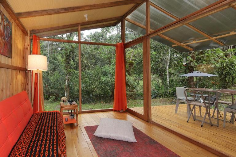 Mindo Eco Suite, Rio y Cascadas - B&B Mindo
