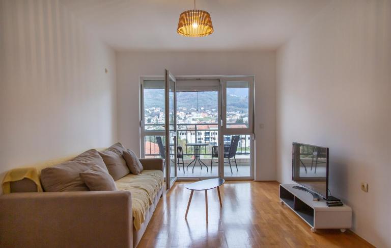 Apartment Plamenatz - B&B Bar