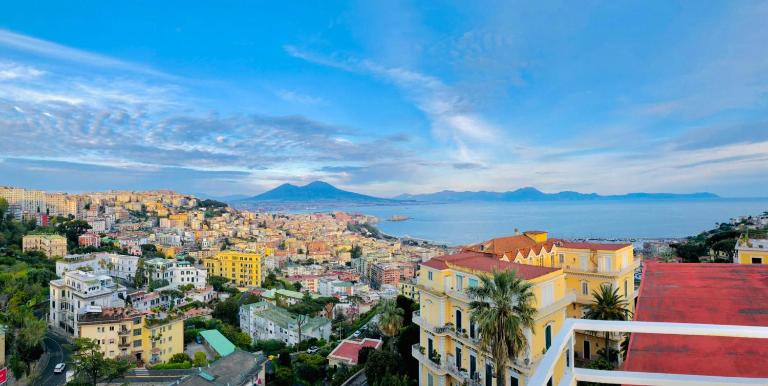 La Dimora, La Mansarda sul Golfo - B&B Napoli
