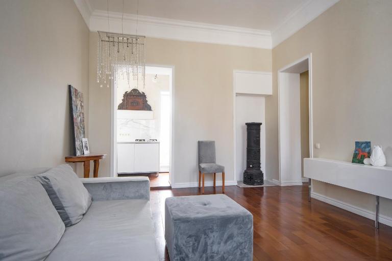 White Door Apartments - B&B Odesa
