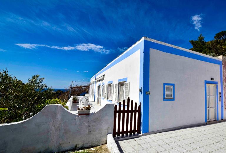 SOLEMAREPONZA Casa Bougainvillea - B&B Ponza